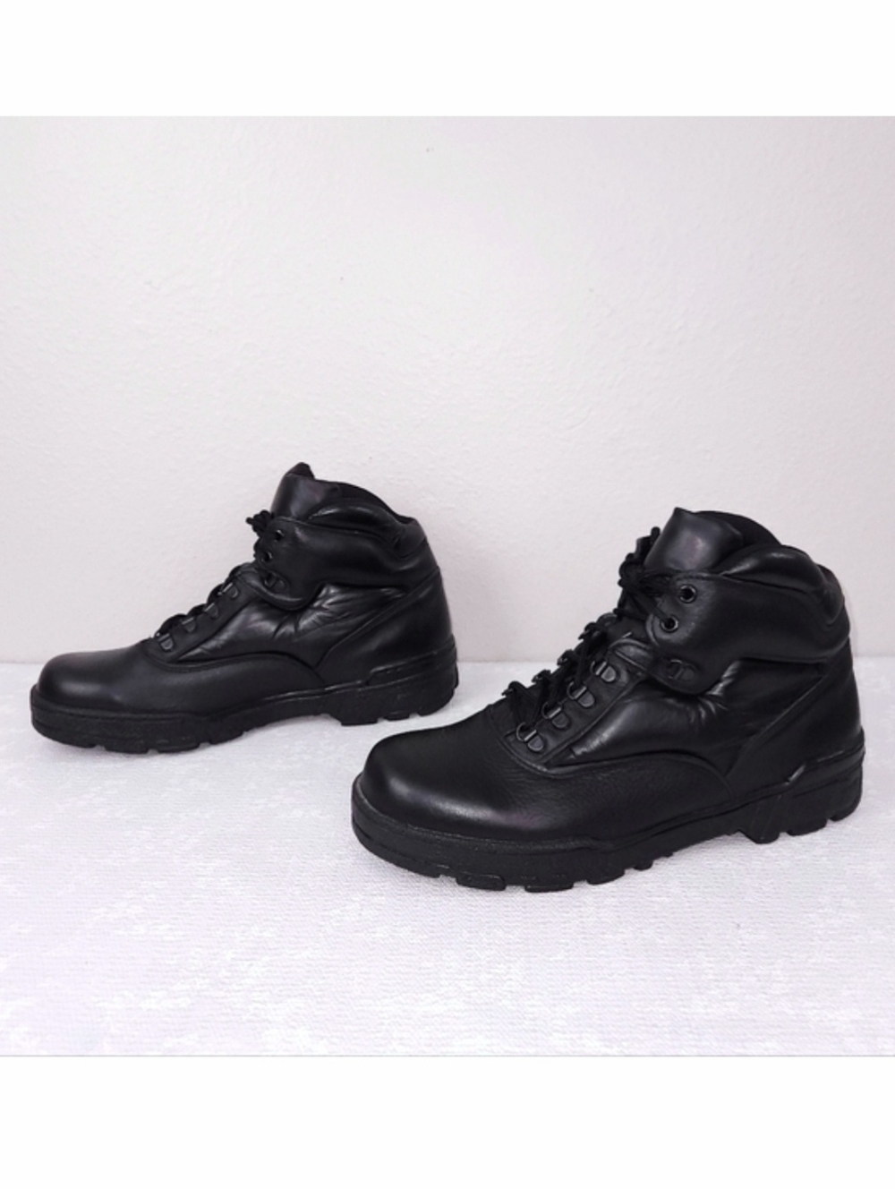 THOROGOOD Ultimate Cross-Trainer Boots Men's US 11 W Black Leather Soft Streets